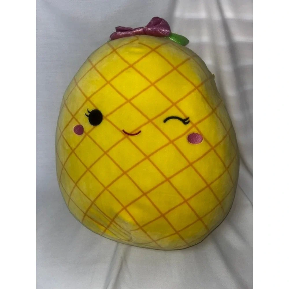 Squishmallows Maui the Pineapple 18 Inch Plush Yellow Fruit Purple Bow Winking